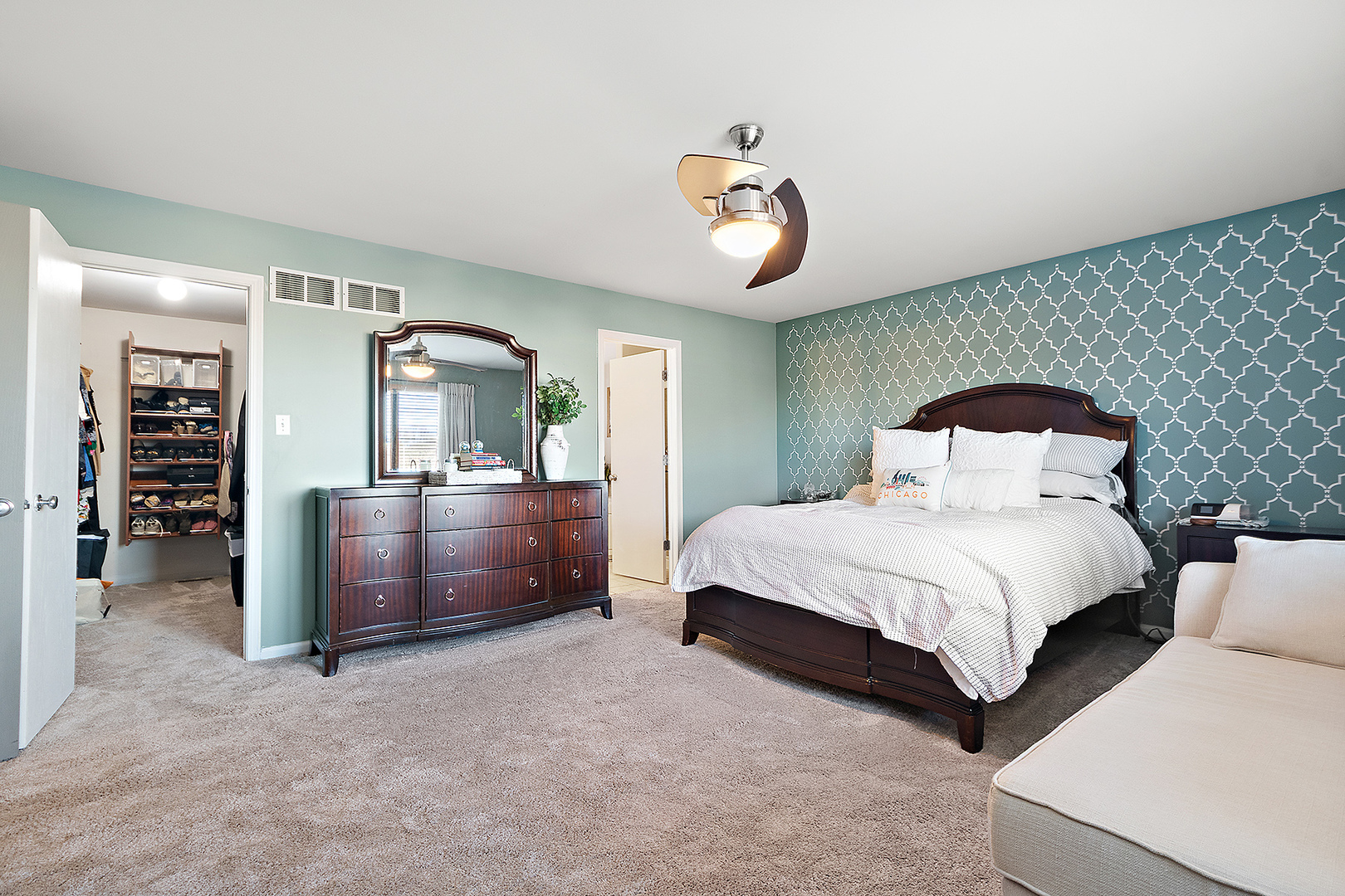 2882 Mckenna Drive, New Lenox, IL 60451