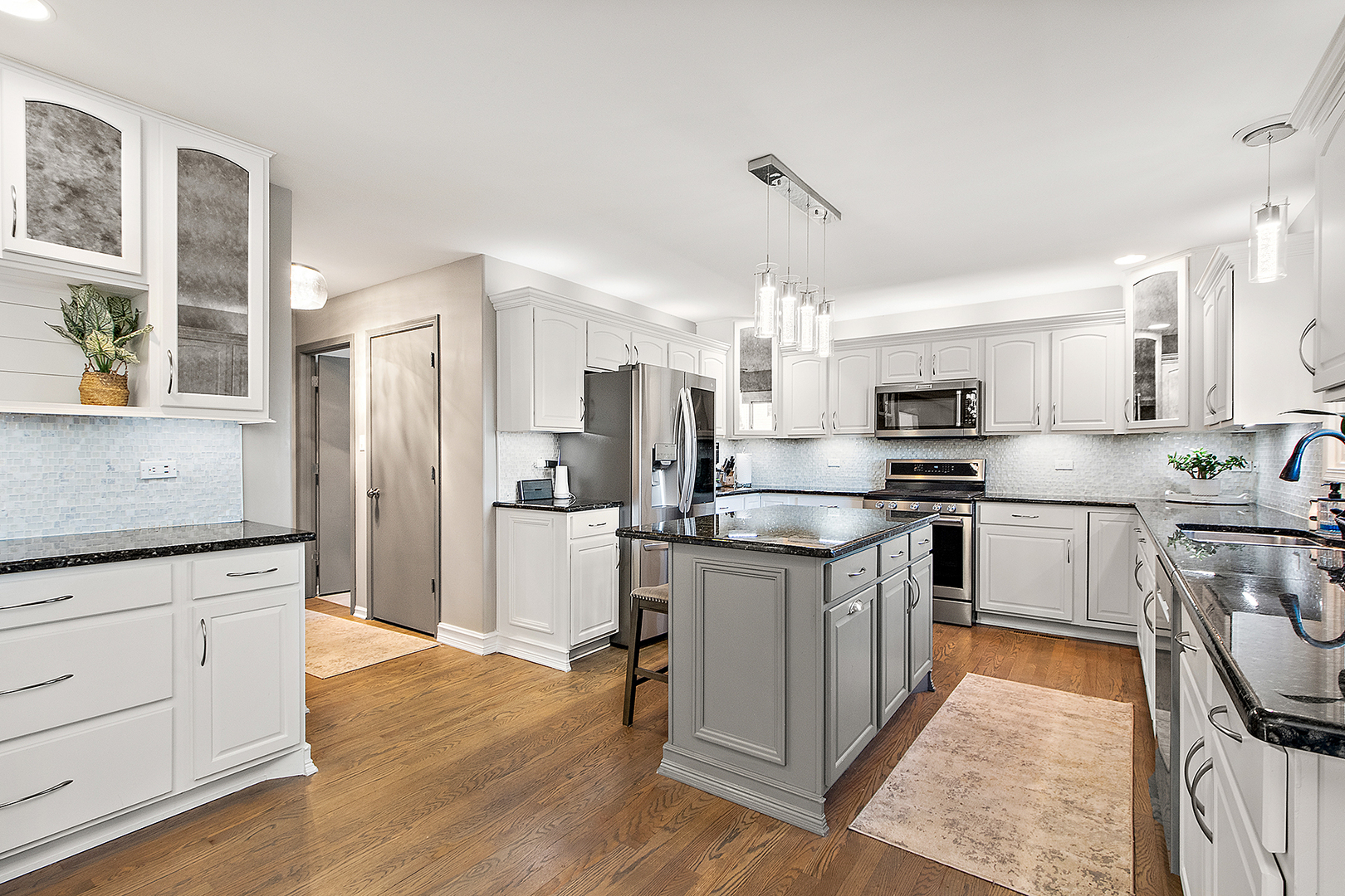 2882 Mckenna Drive, New Lenox, IL 60451