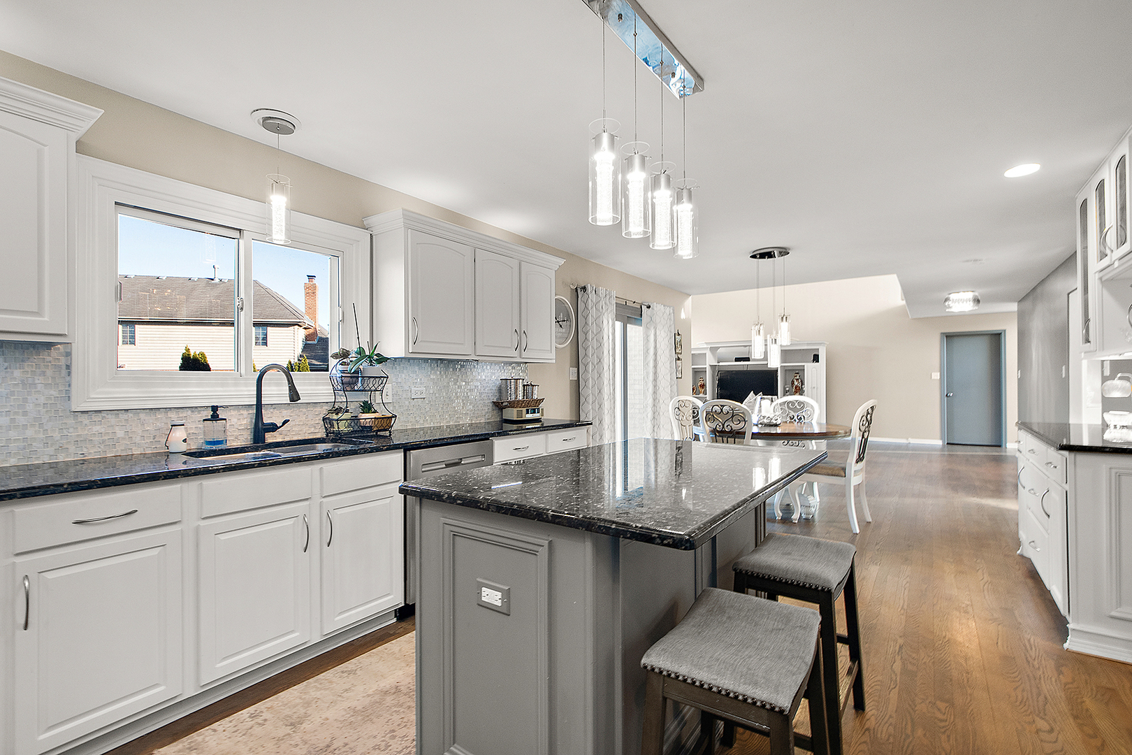 2882 Mckenna Drive, New Lenox, IL 60451