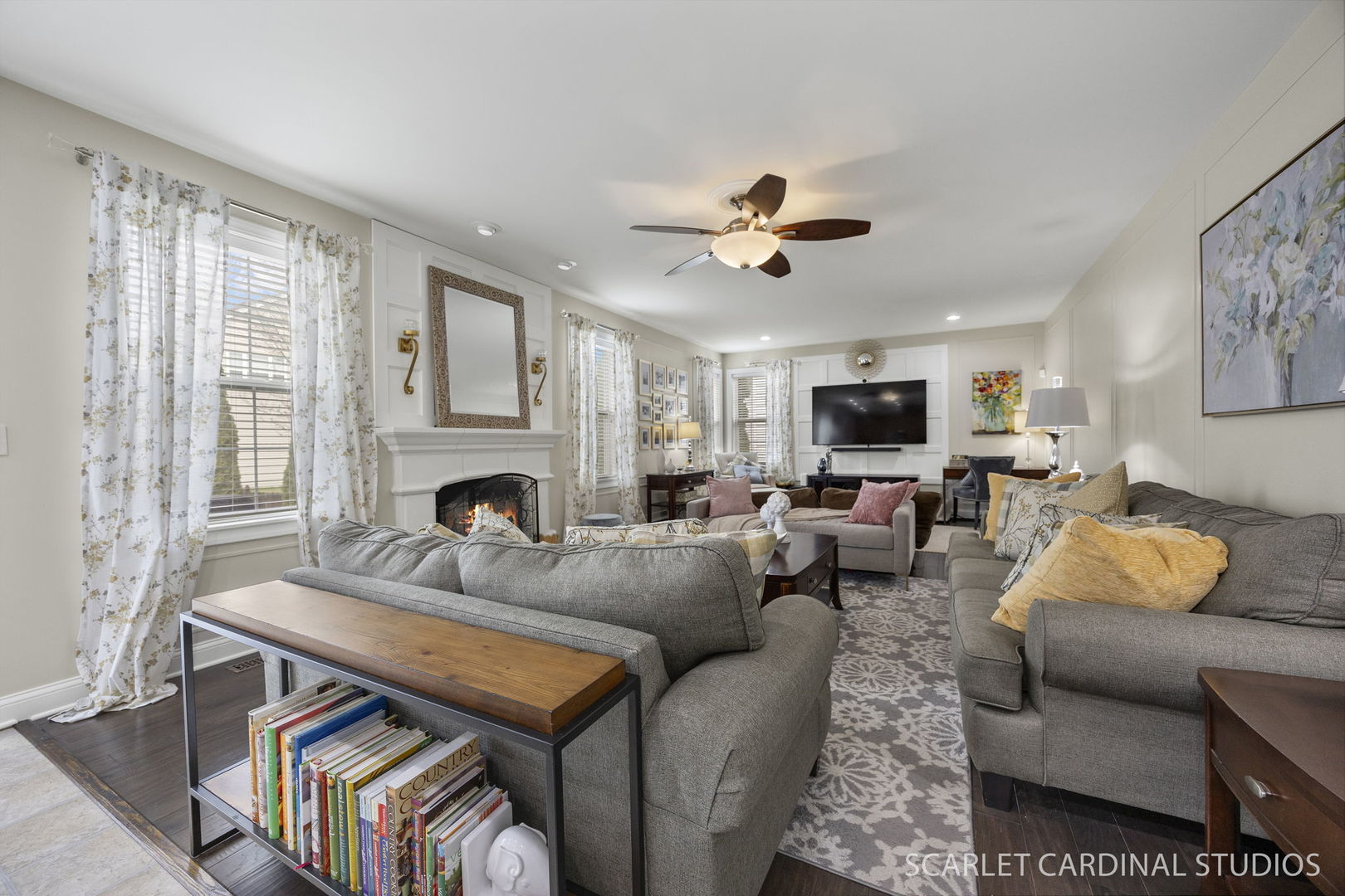 253 Bluegrass Parkway, Oswego, IL 60543