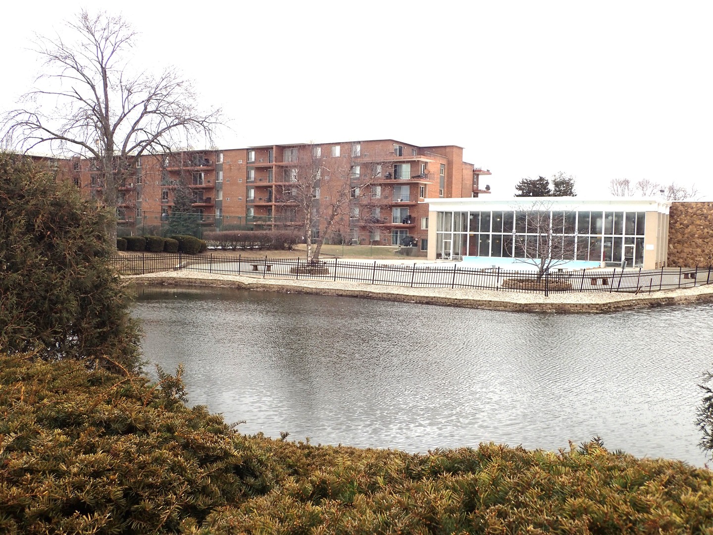 18 E Old Willow Road #535, Prospect Heights, IL 60070