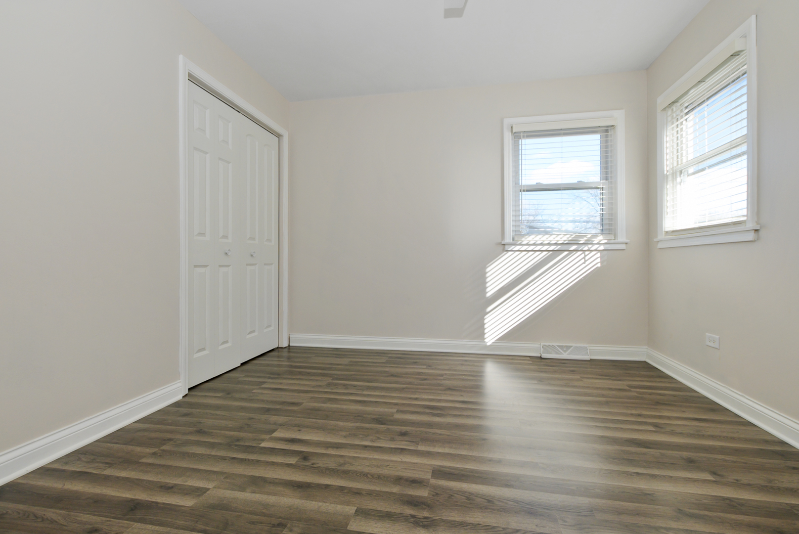 1621 Ingrid Lane, Chicago Heights, IL 60411