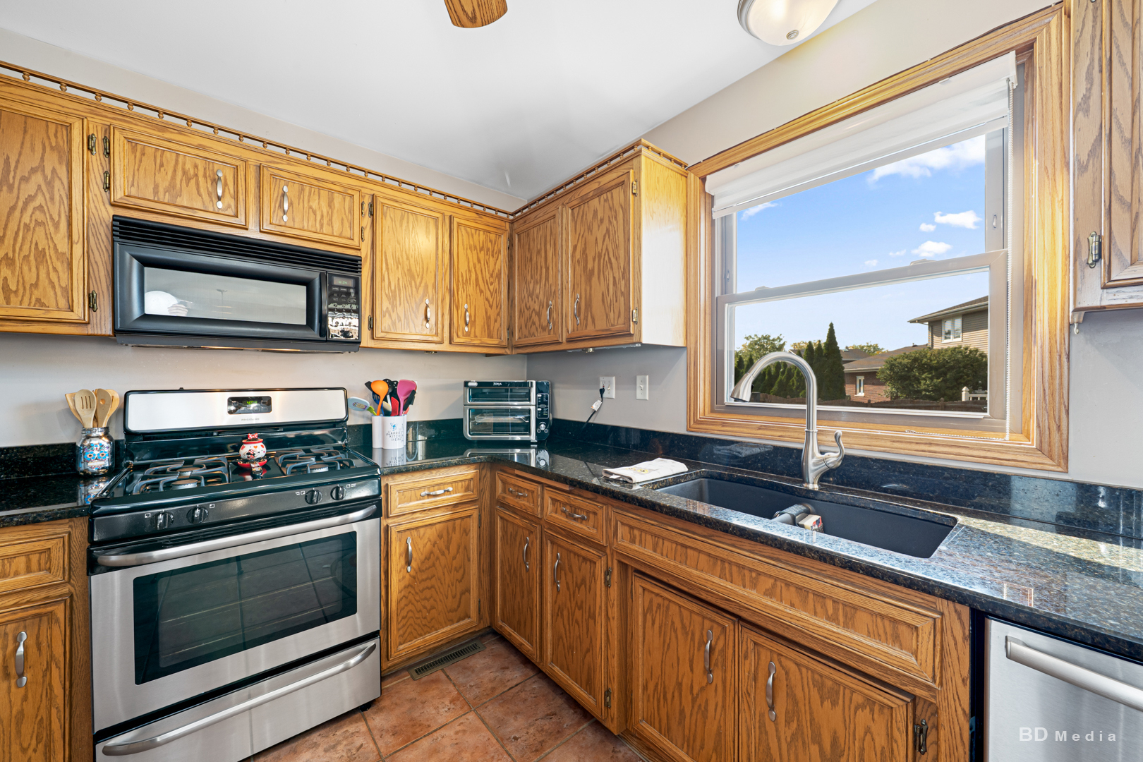 19608 Ridgemont Drive, Tinley Park, IL 60487