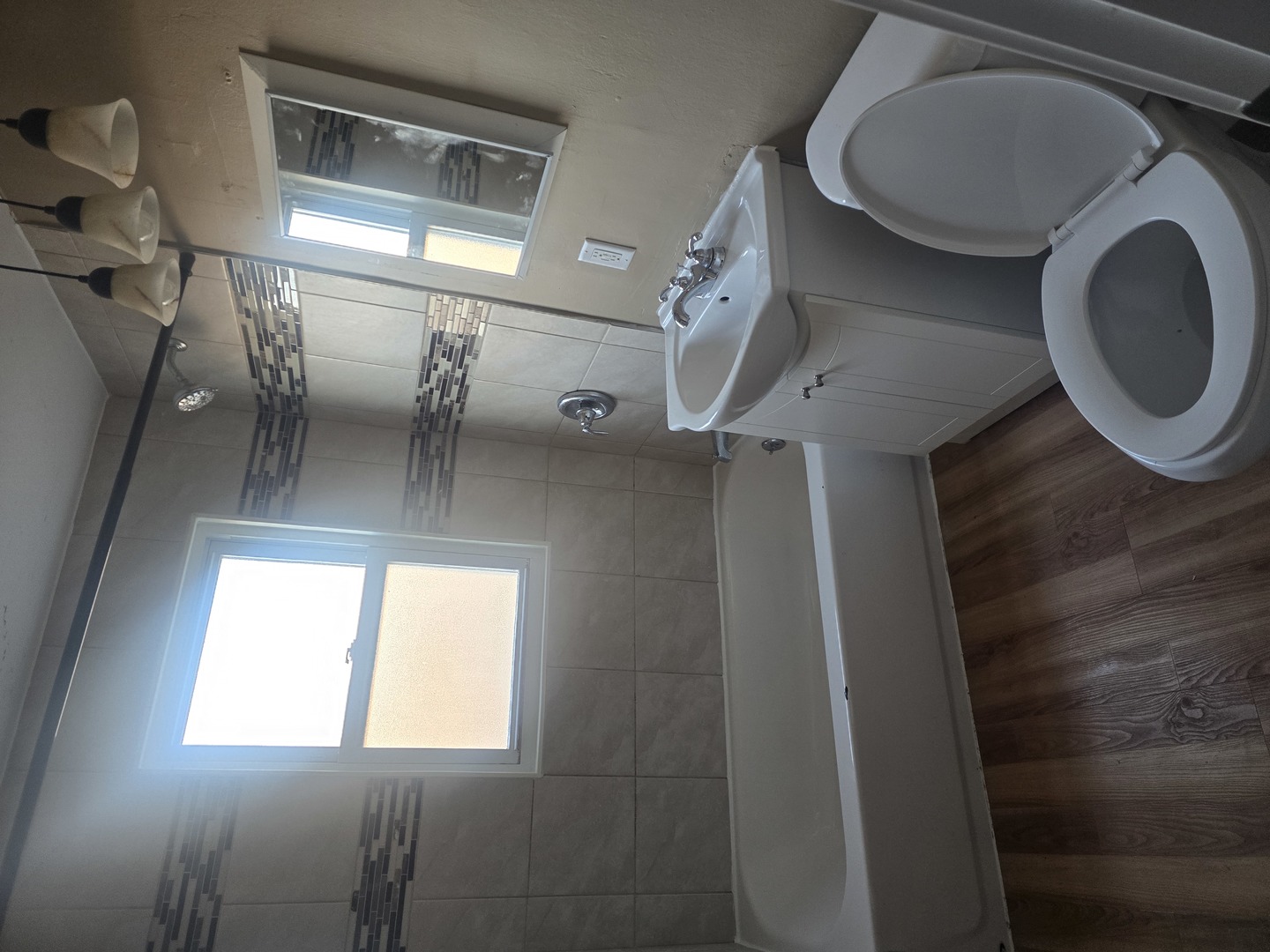 11233 S S Avenue M Avenue, Chicago, IL 60617