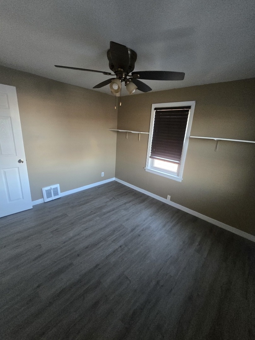 11233 S Avenue M, Chicago, IL 60617