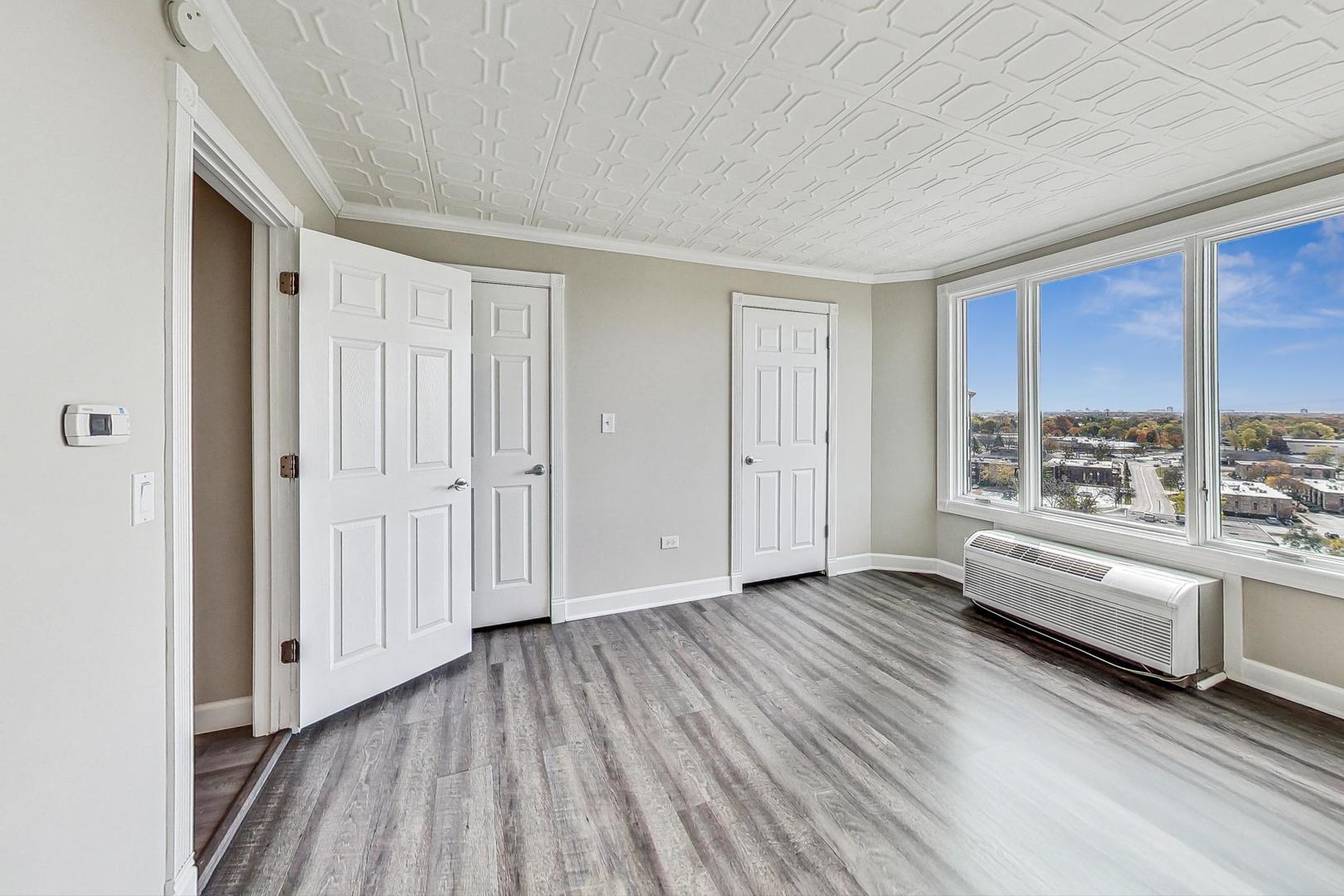 1 Renaissance Place #1220, Palatine, IL 60067