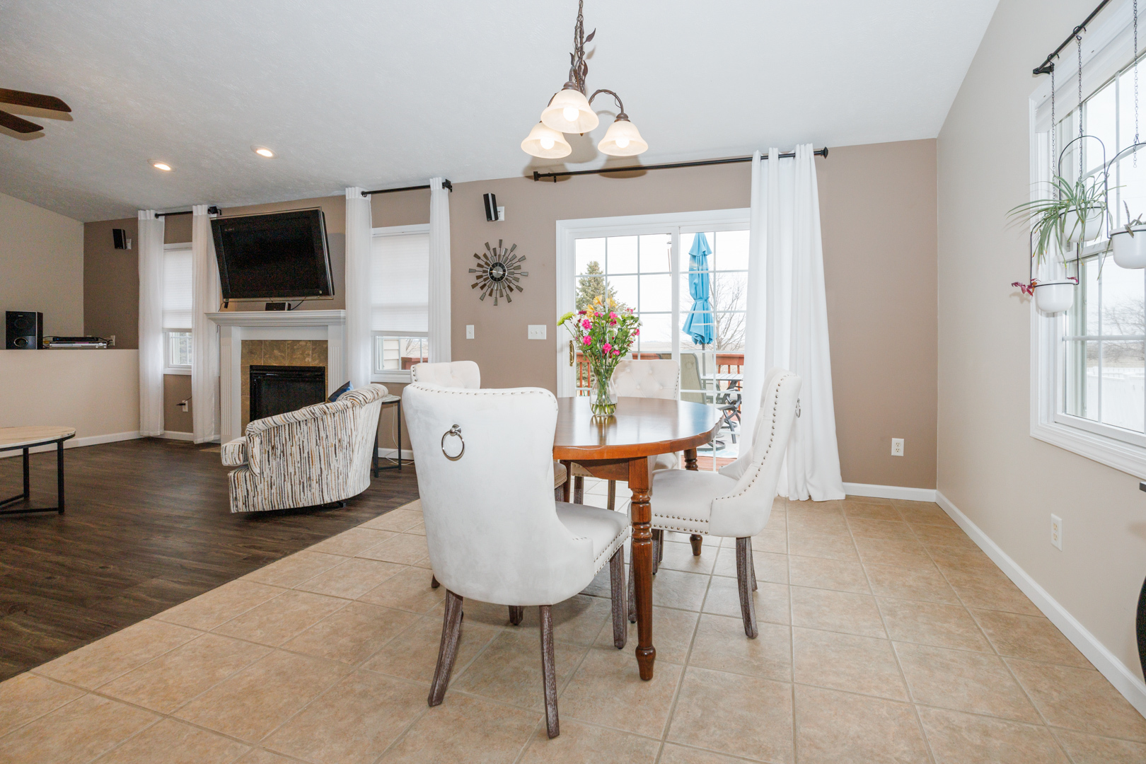 117 White Tail Street, Hudson, IL 61748