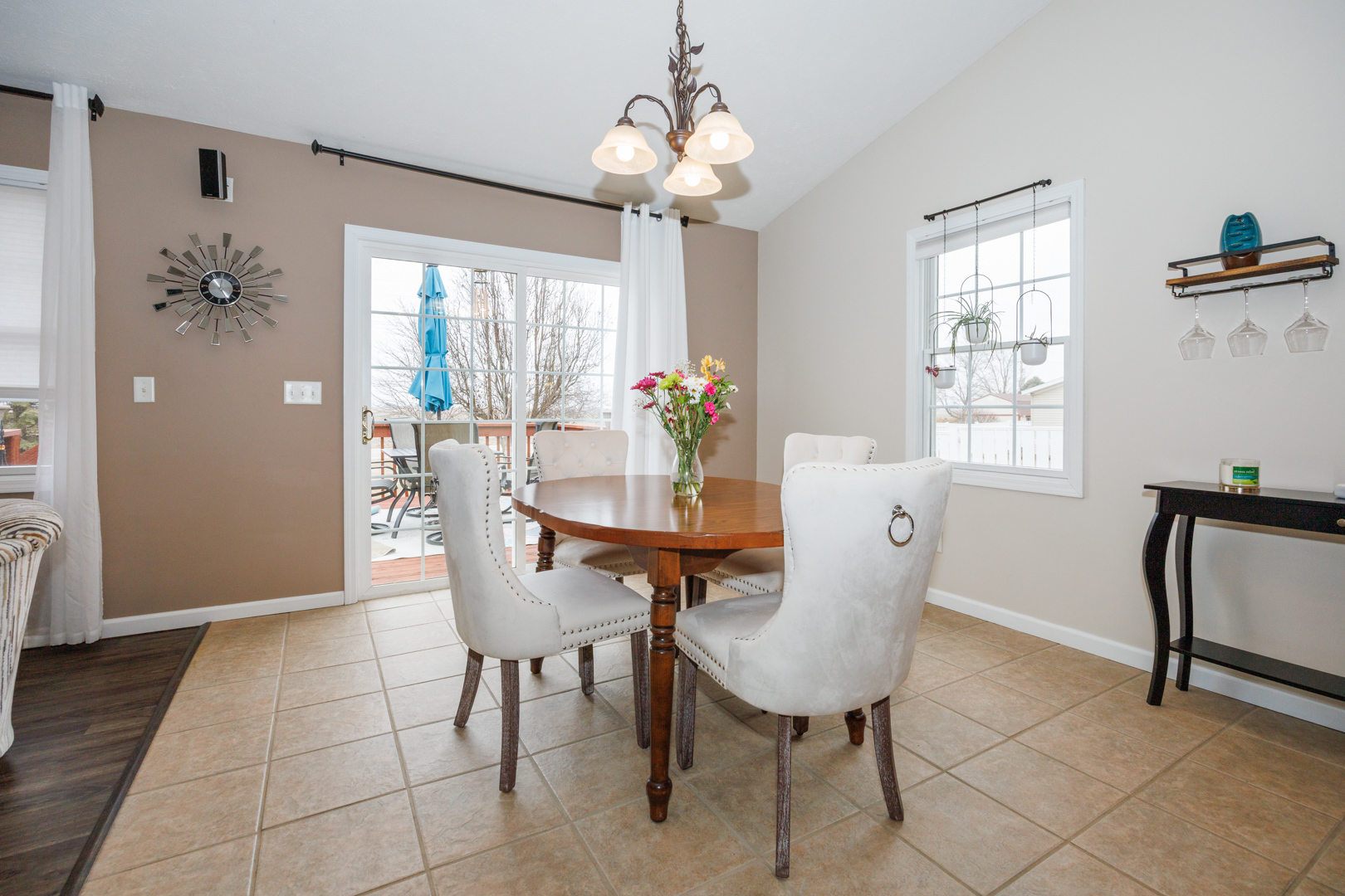 117 White Tail Street, Hudson, IL 61748