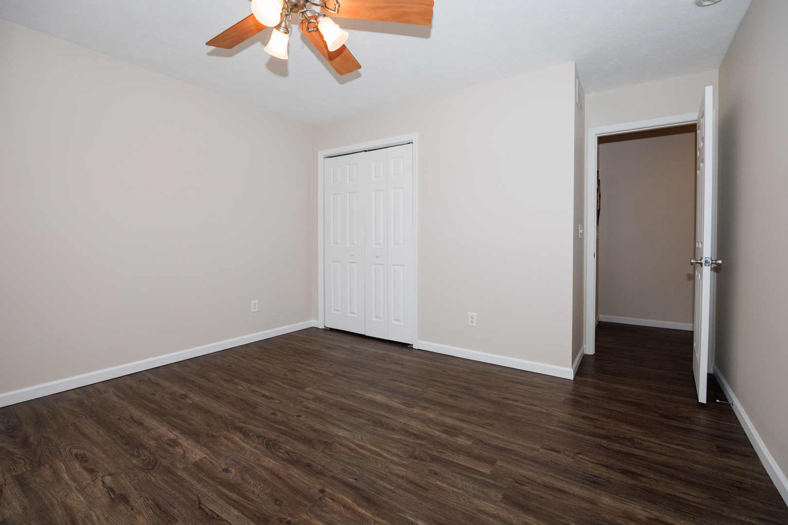 117 White Tail Street, Hudson, IL 61748