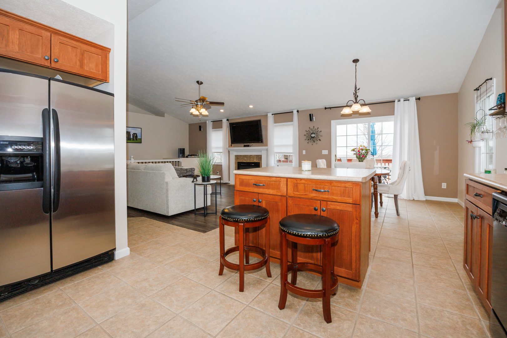 117 White Tail Street, Hudson, IL 61748