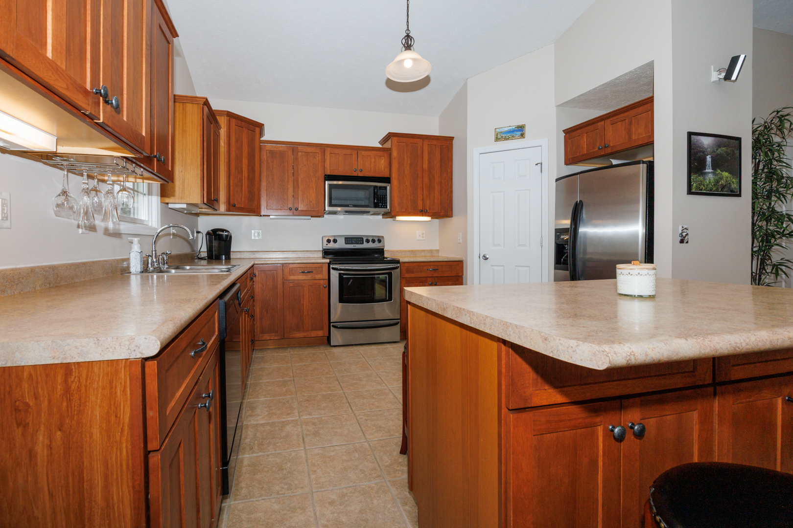 117 White Tail Street, Hudson, IL 61748