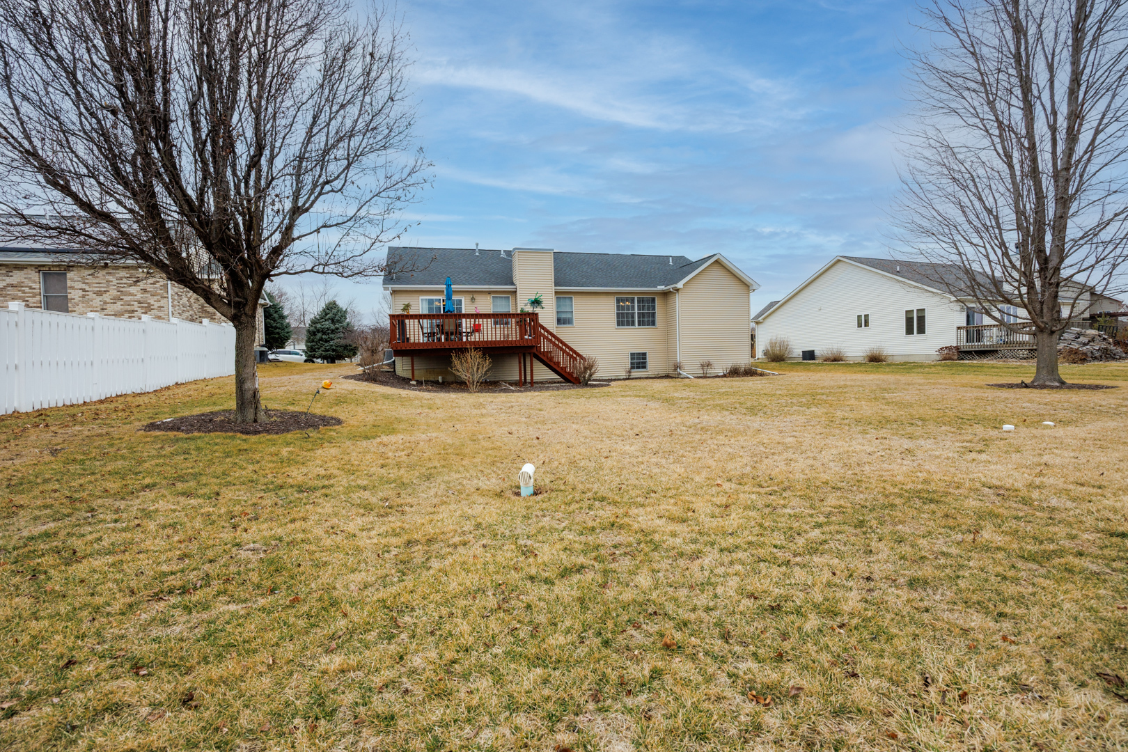 117 White Tail Street, Hudson, IL 61748