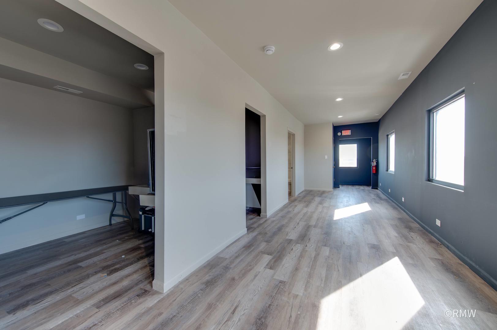 80 W Lake Street, Northlake, IL 60164