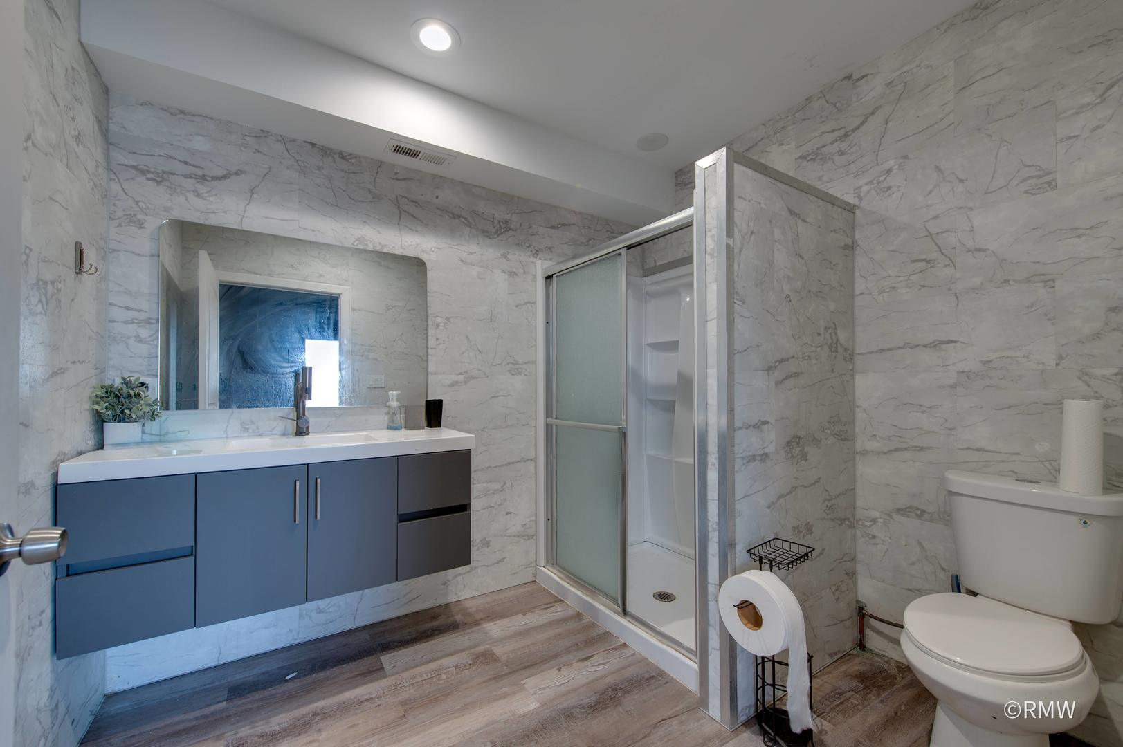 80 W Lake Street, Northlake, IL 60164