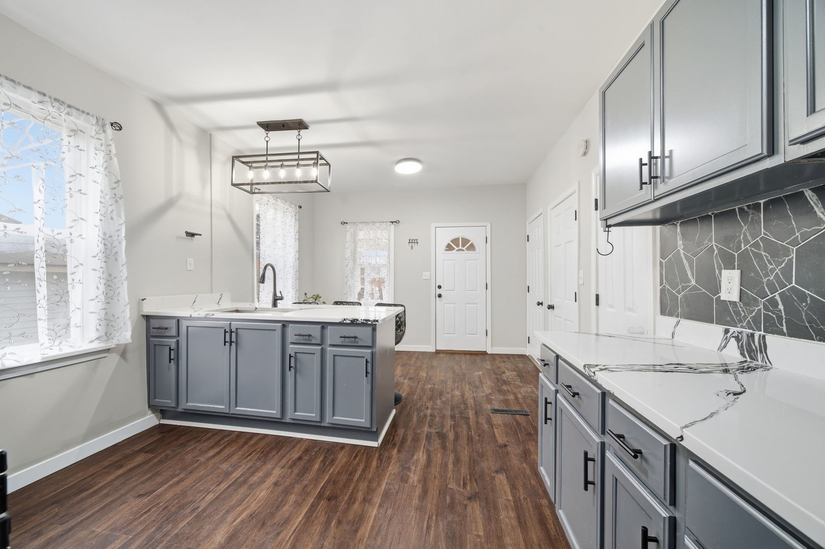 14504 S Mckinley Avenue, Posen, IL 60469