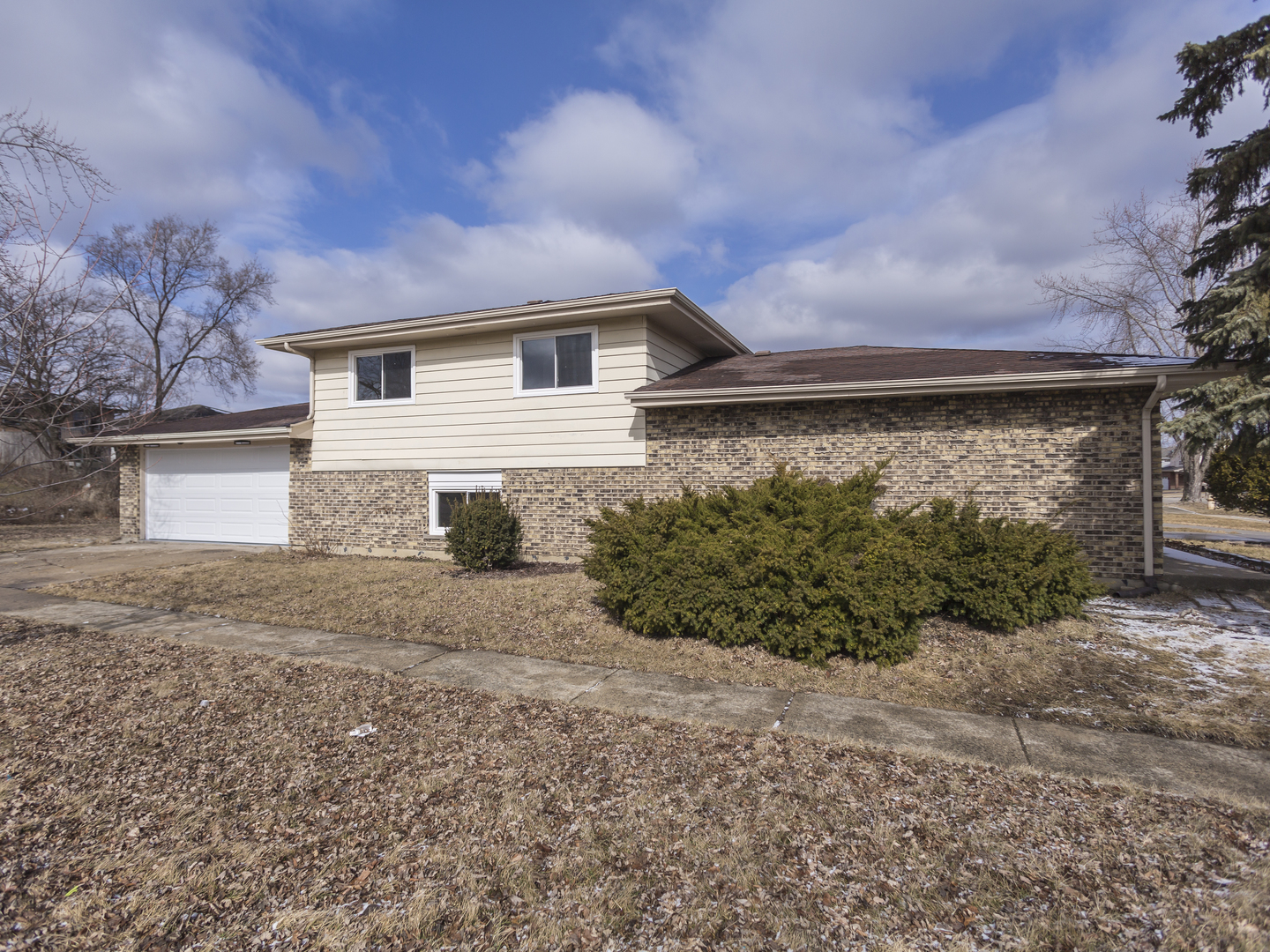 18008 Edwards Avenue, Country Club Hills, IL 60478