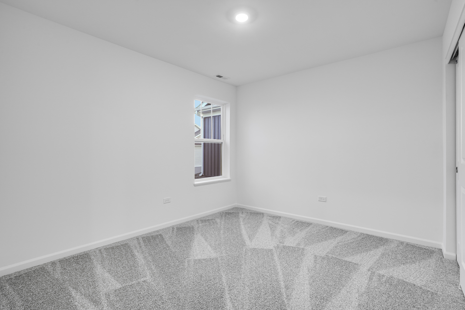 628 Cassia Court, Crystal Lake, IL 60012