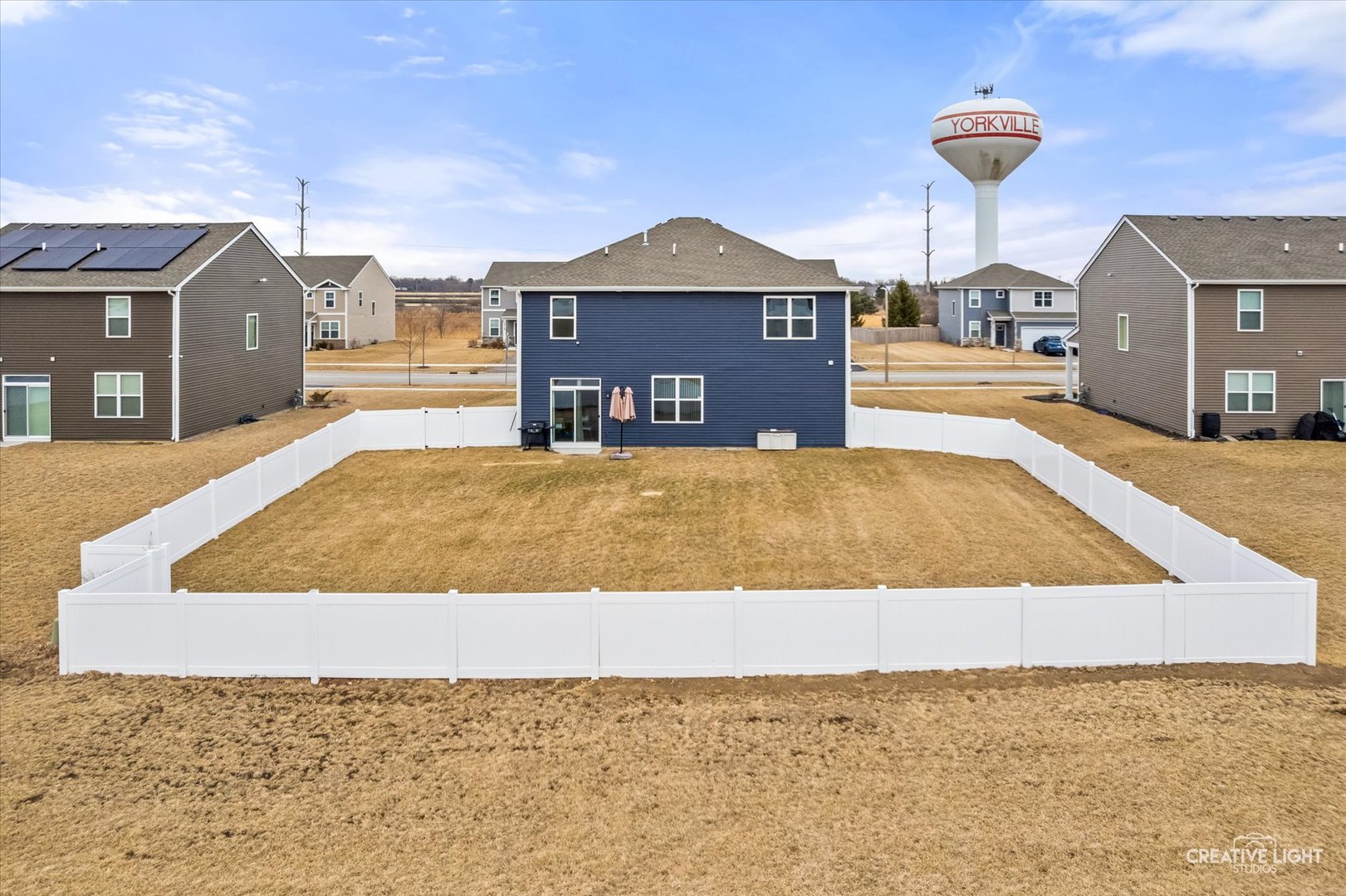 2730 Berrywood Lane, Yorkville, IL 60560