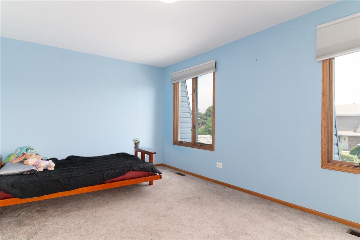 15957 78th Avenue, Tinley Park, IL 60477