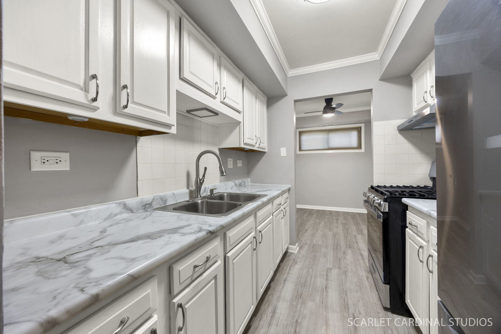 2208 Country Club Drive #6, Woodridge, IL 60517