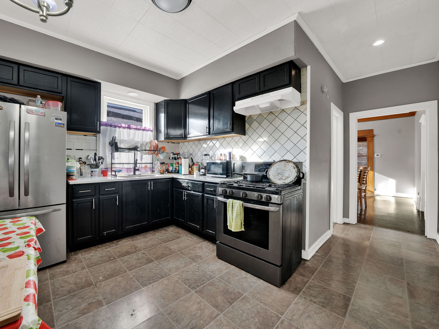 6333 S Whipple Street, Chicago, IL 60629