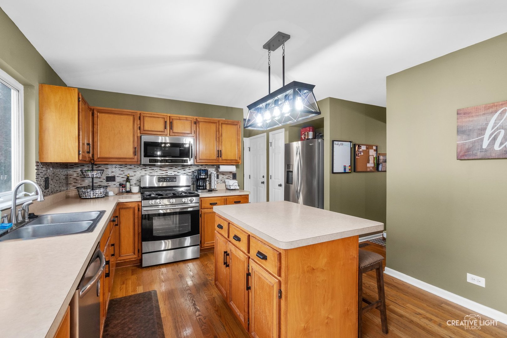 534 Chestnut Drive, Oswego, IL 60543