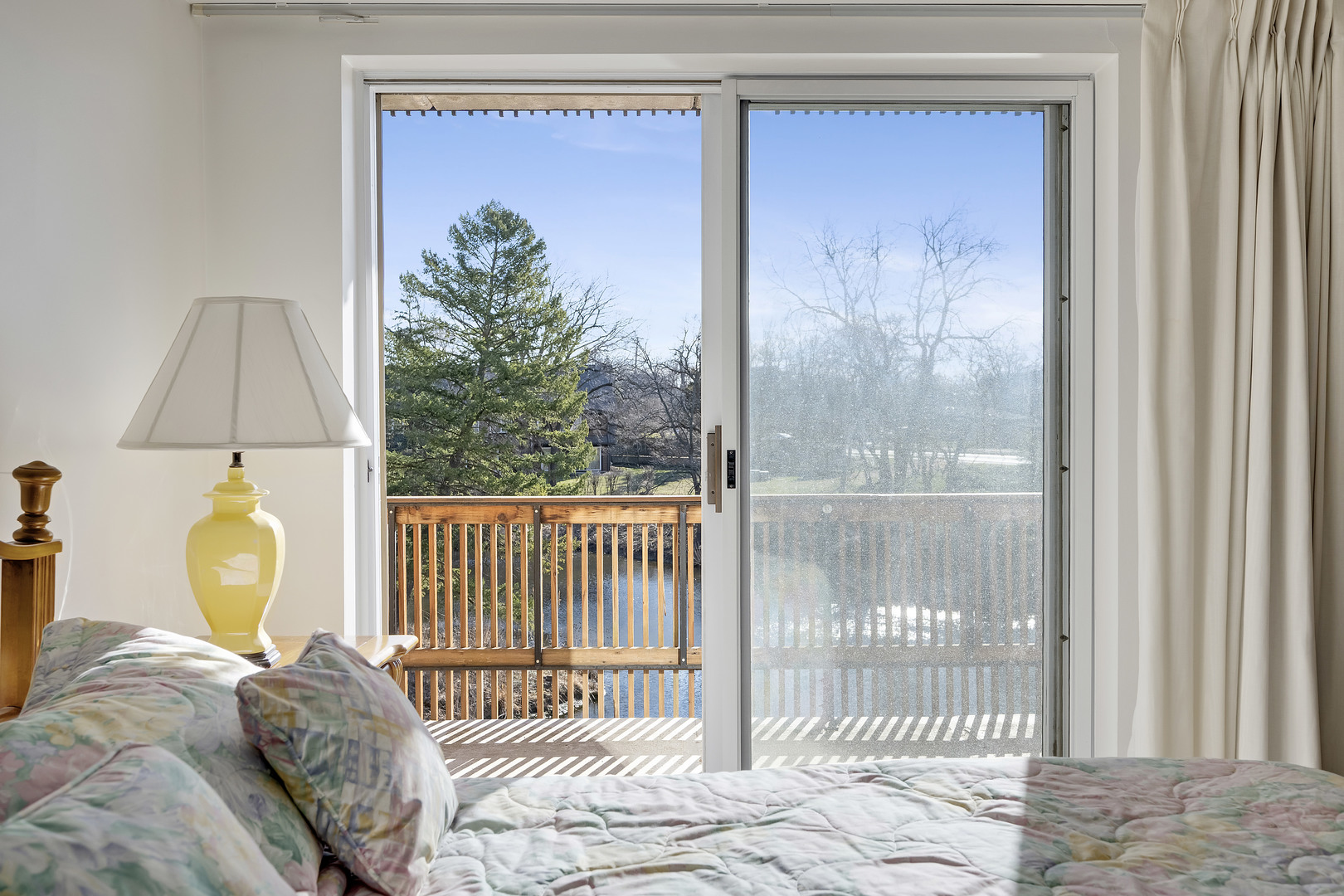 8025 WOODGLEN Lane #207, Downers Grove, IL 60516