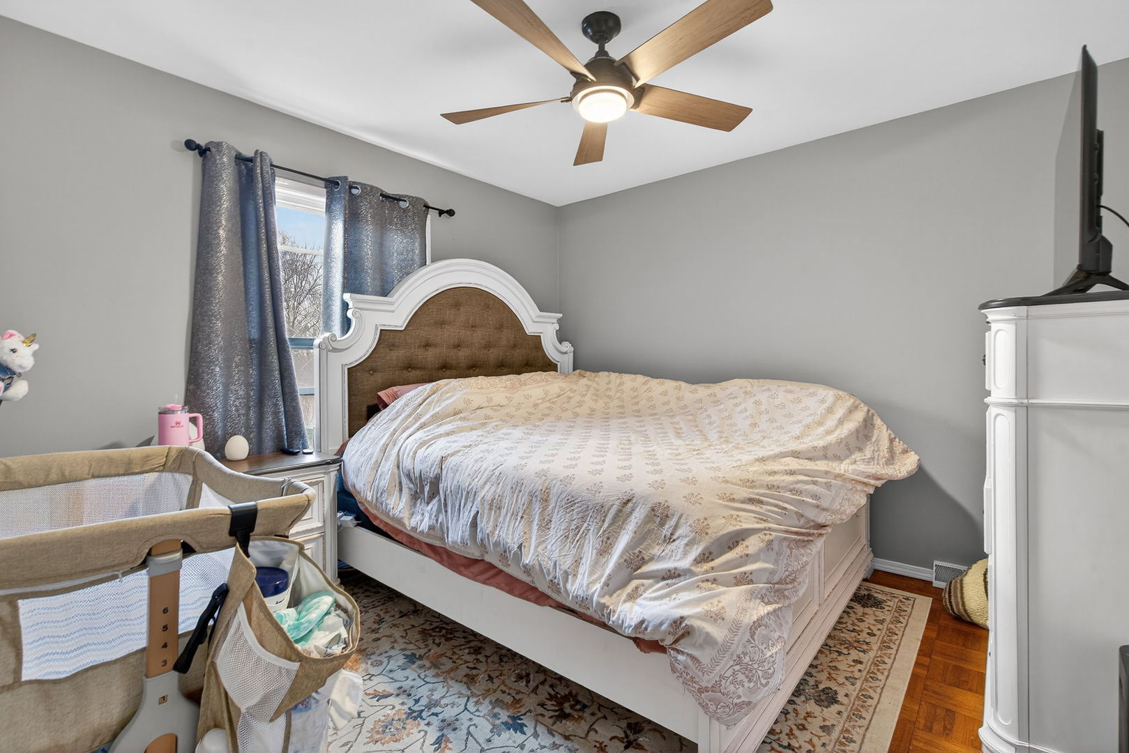 314 Plum Street, Lake In The Hills, IL 60156