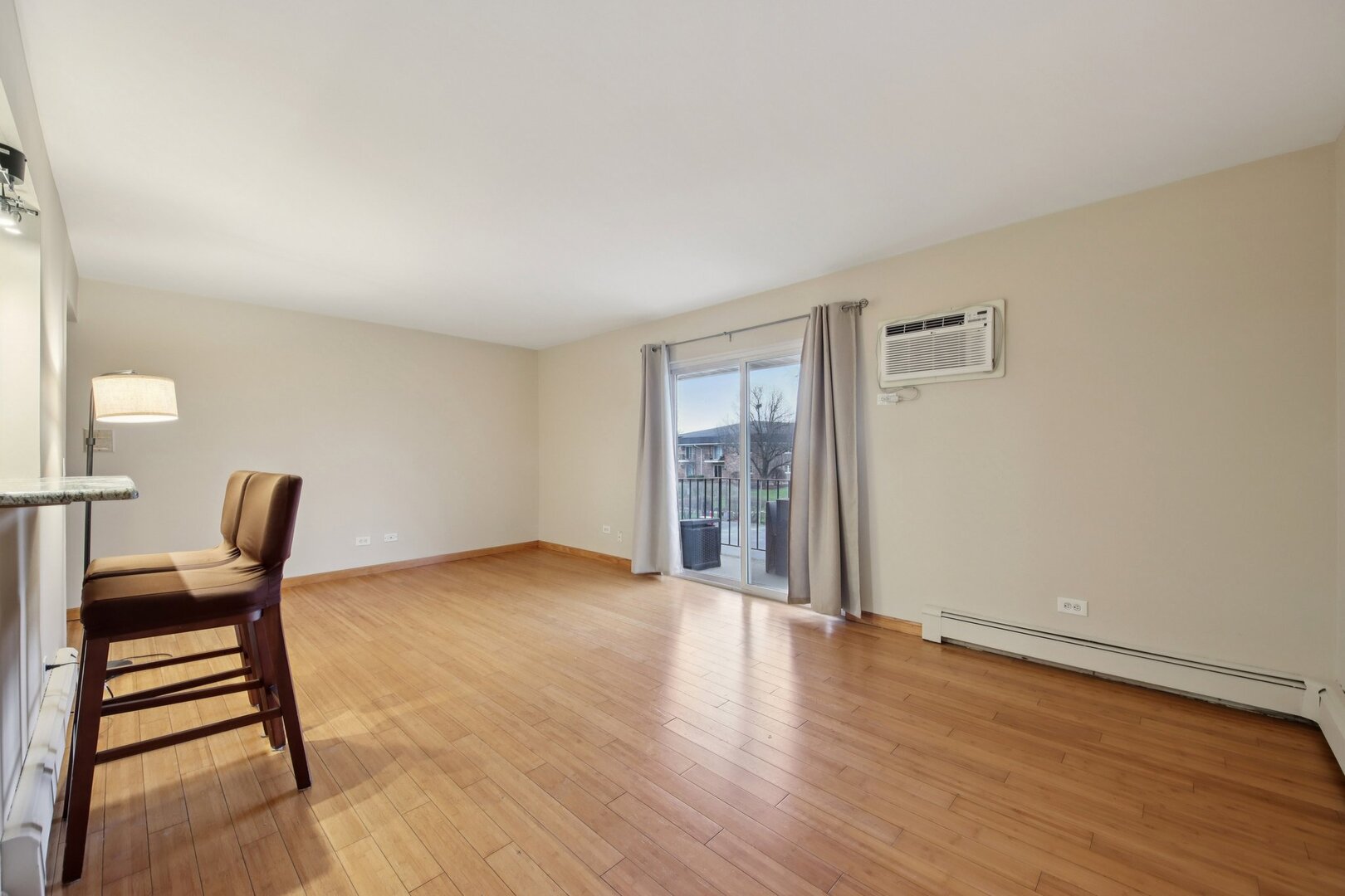 2419 Ogden Avenue #9, Downers Grove, IL 60515