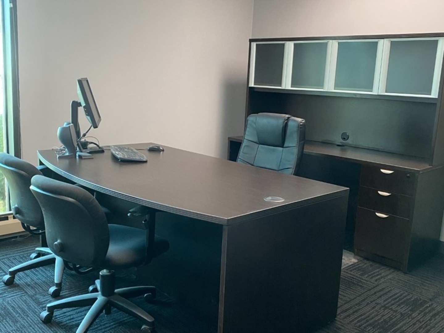 977 N OAKLAWN Avenue, Elmhurst, IL 60126