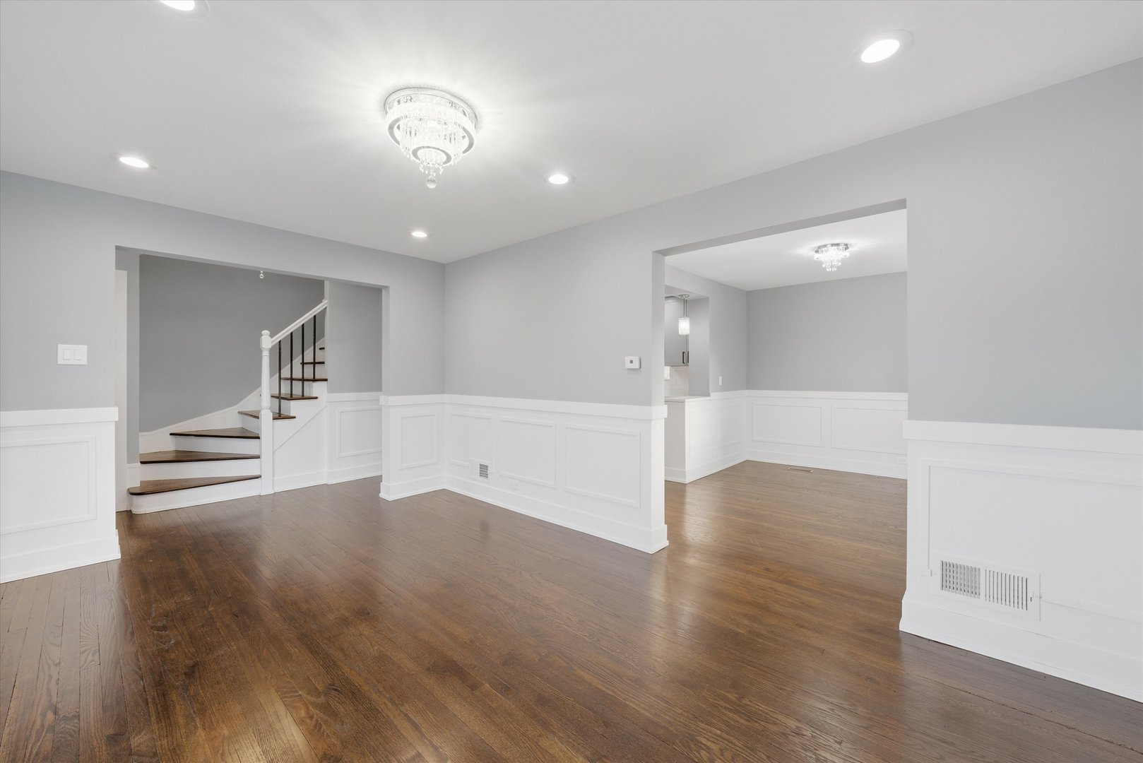 2239 123rd Street, Blue Island, IL 60406