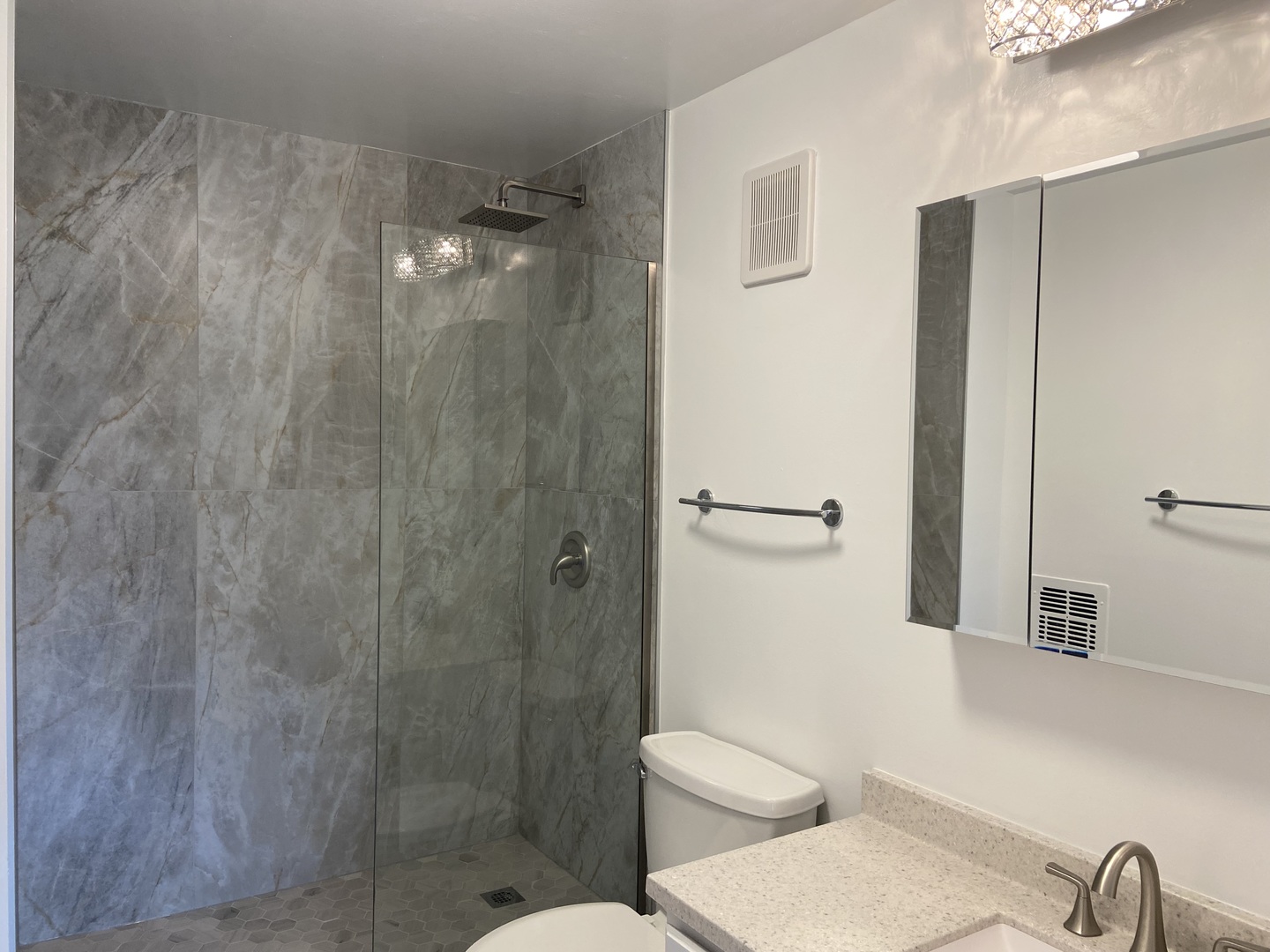 1605 E Central Road #410B, Arlington Heights, IL 60005