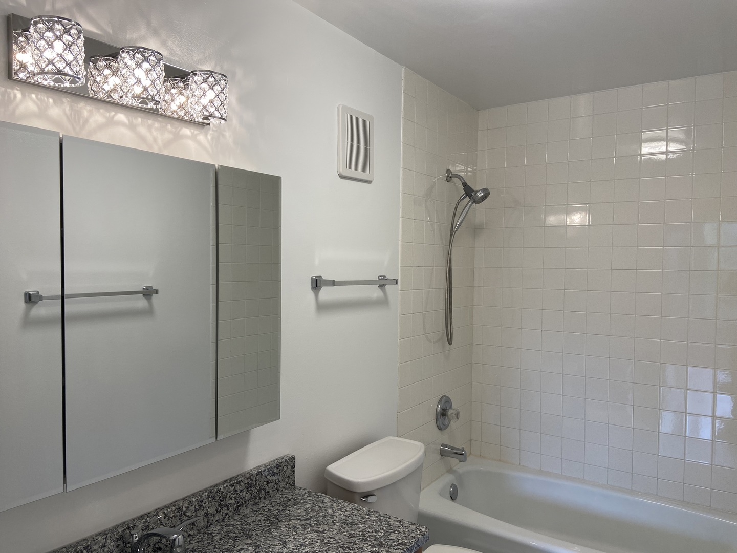 1605 E Central Road #410B, Arlington Heights, IL 60005