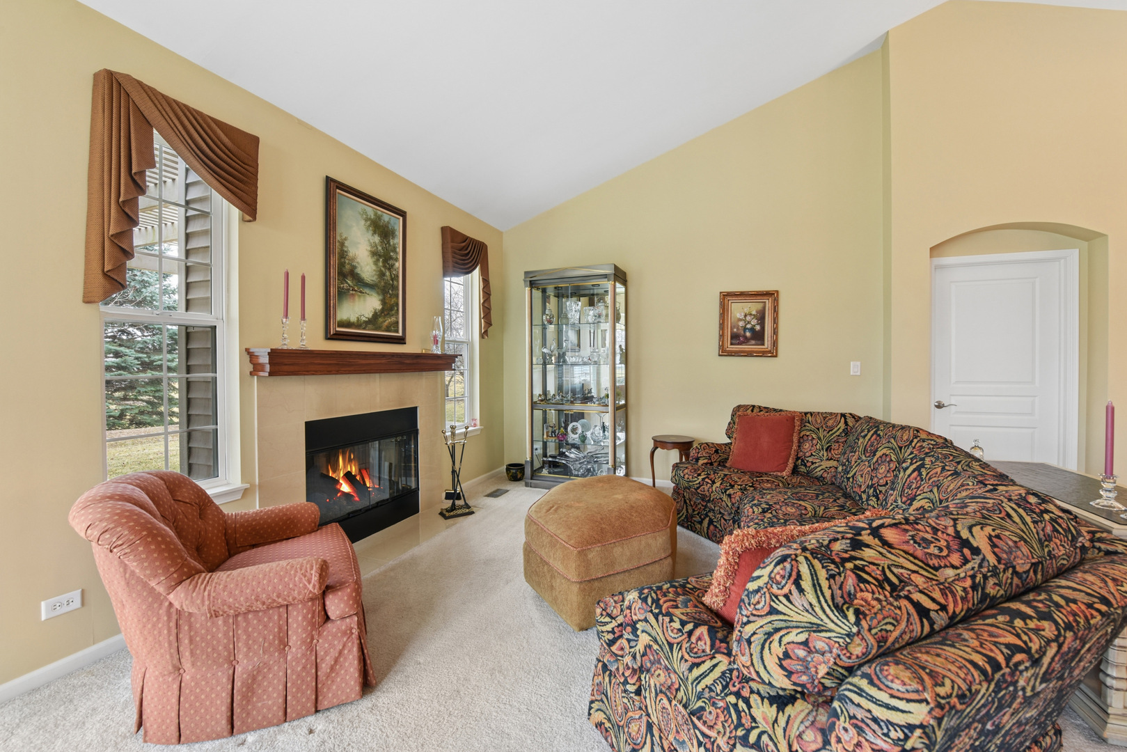 1104 Heathrow Lane, Aurora, IL 60502