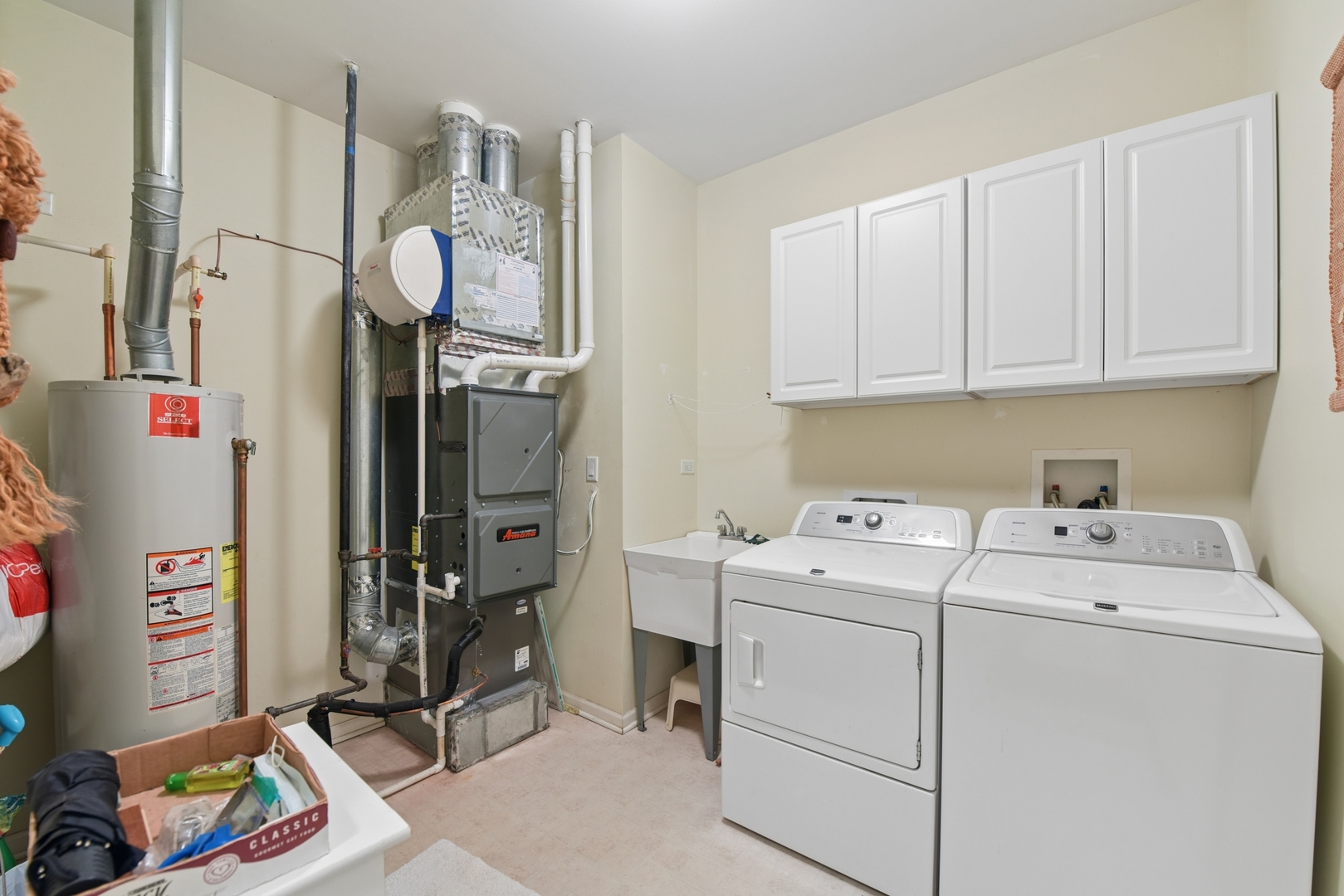 1104 Heathrow Lane, Aurora, IL 60502