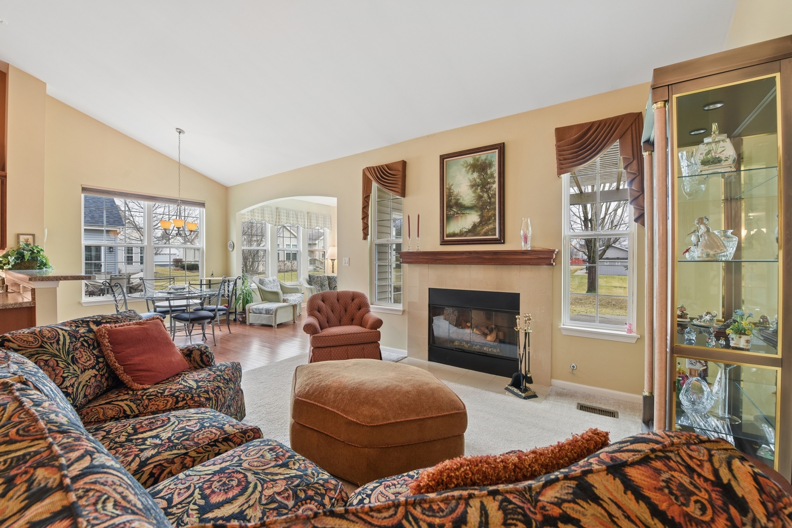 1104 Heathrow Lane, Aurora, IL 60502