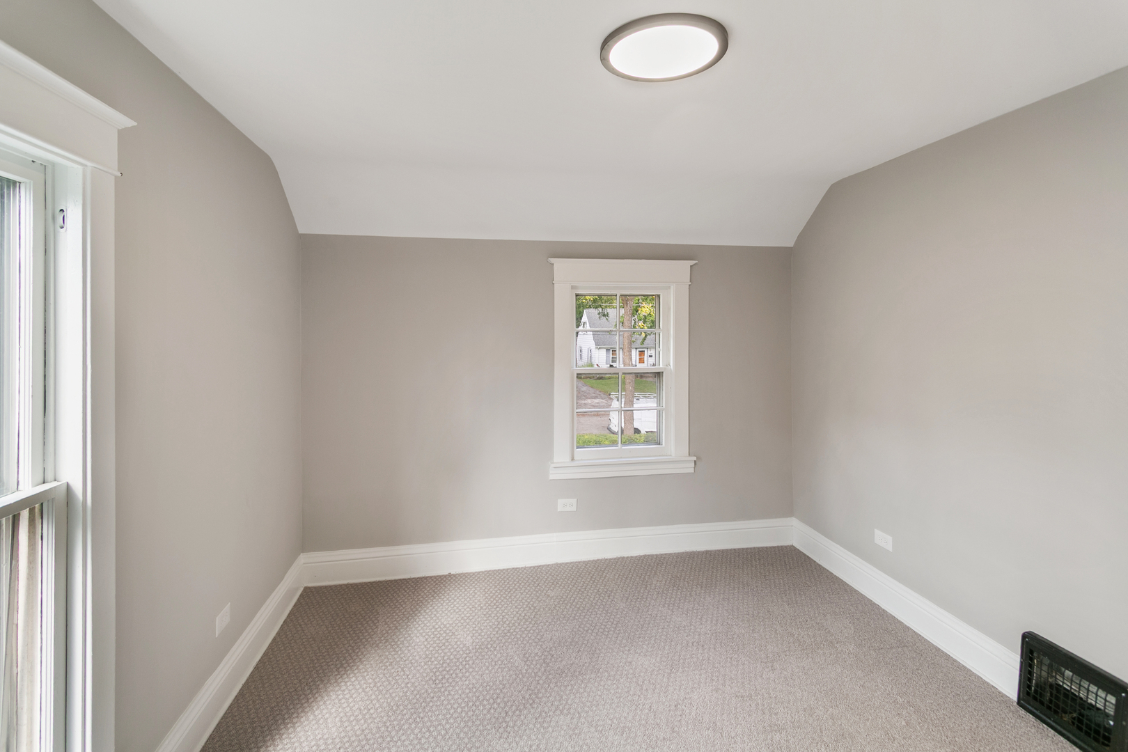 1525 Burr Oak Road, Homewood, IL 60430