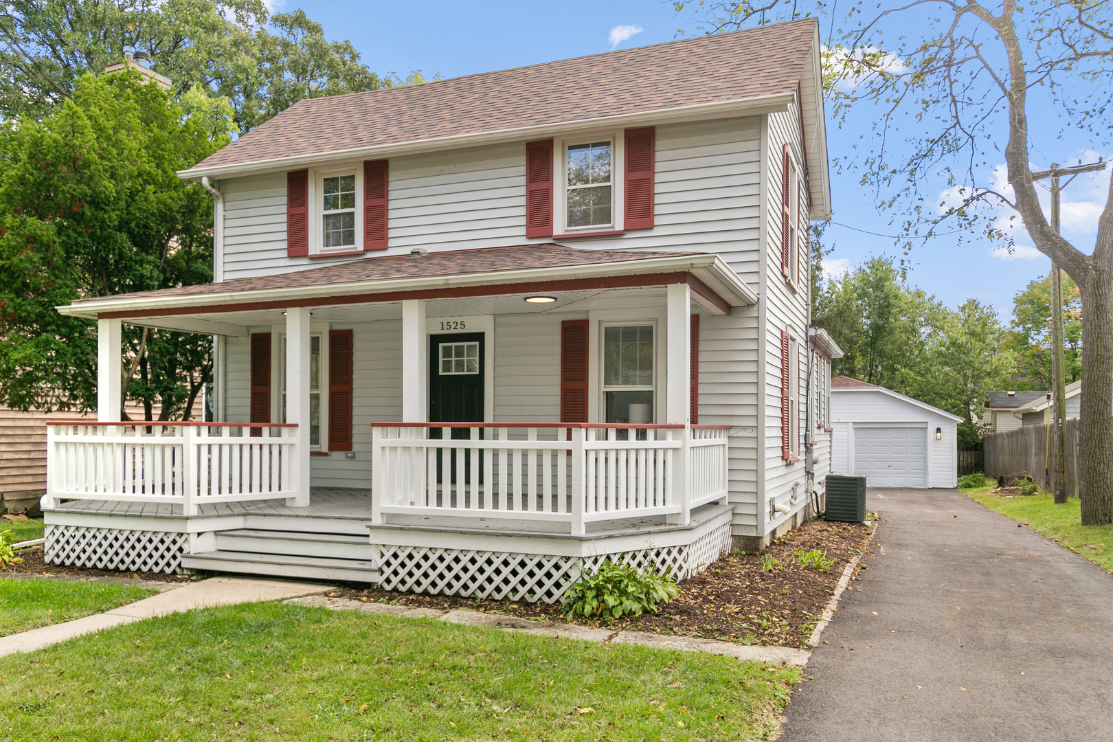 1525 Burr Oak Road, Homewood, IL 60430