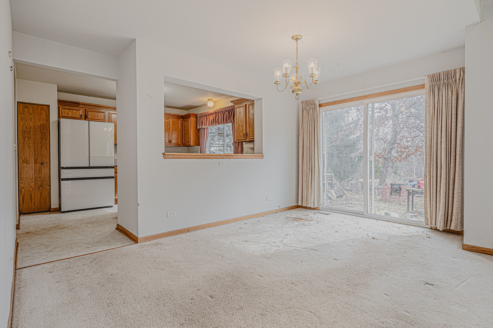 1367 S Elder Lane, Waukegan, IL 60085