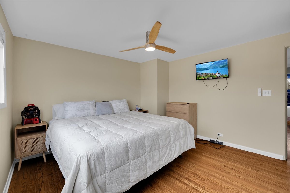 32 W Taylor Road, Lombard, IL 60148