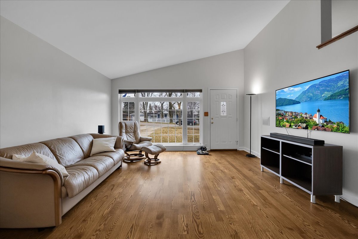 32 W Taylor Road, Lombard, IL 60148