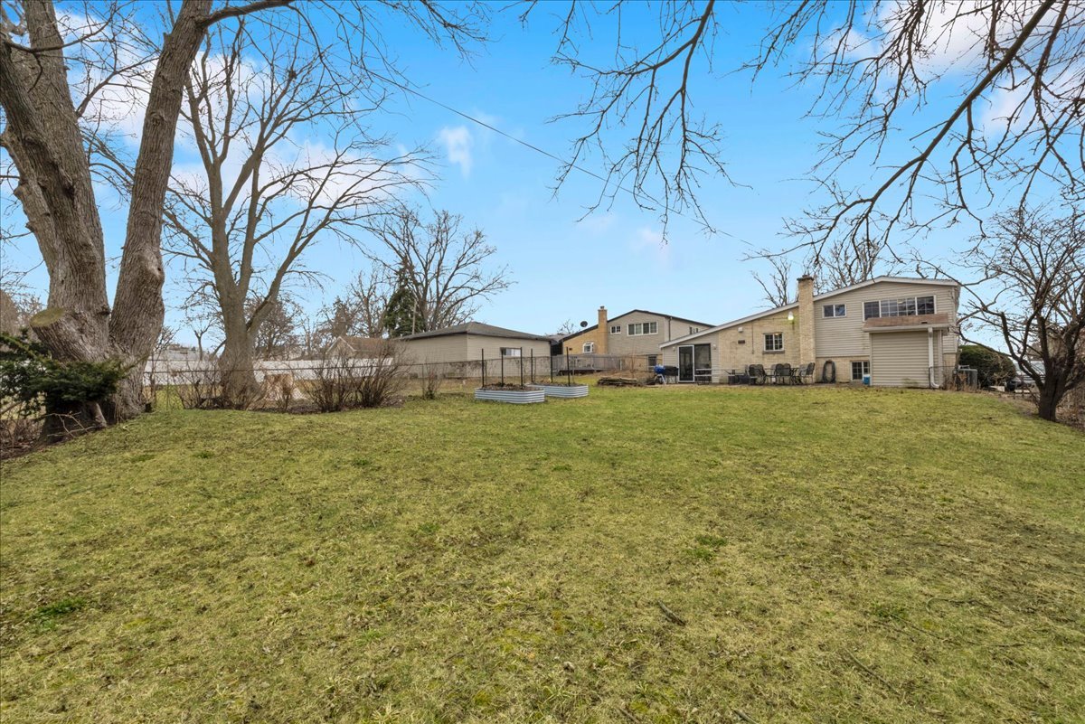 32 W Taylor Road, Lombard, IL 60148