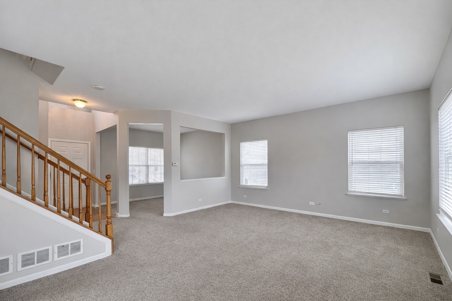 2310 Shiloh Drive, Aurora, IL 60503