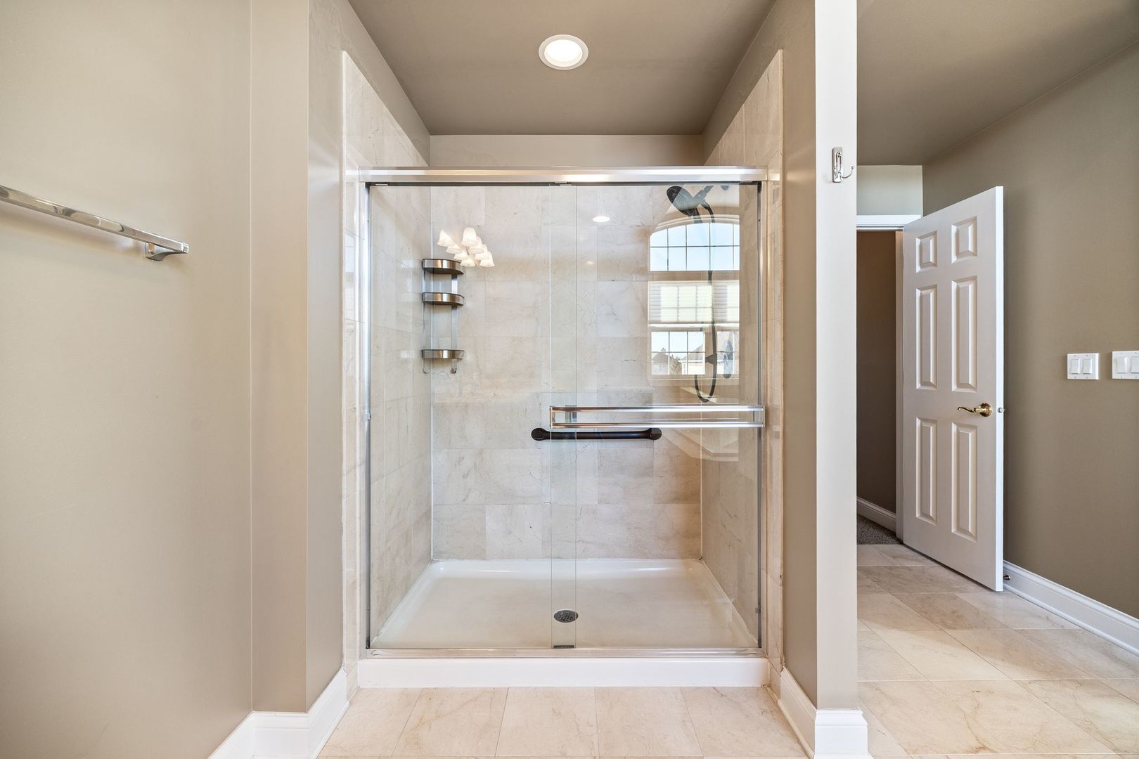 408 N White Deer Trail, Vernon Hills, IL 60061