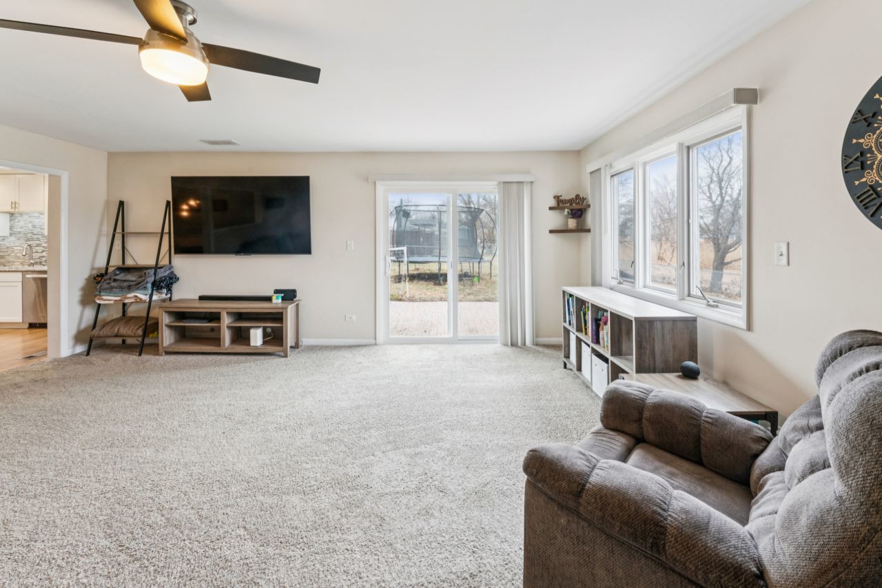 1520 Yorkshire Drive, Hanover Park, IL 60133