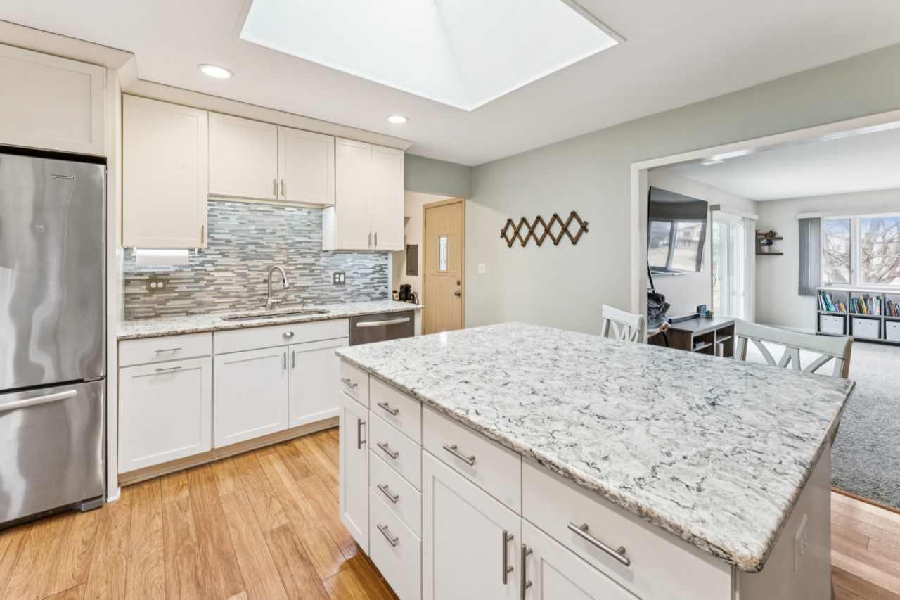 1520 Yorkshire Drive, Hanover Park, IL 60133