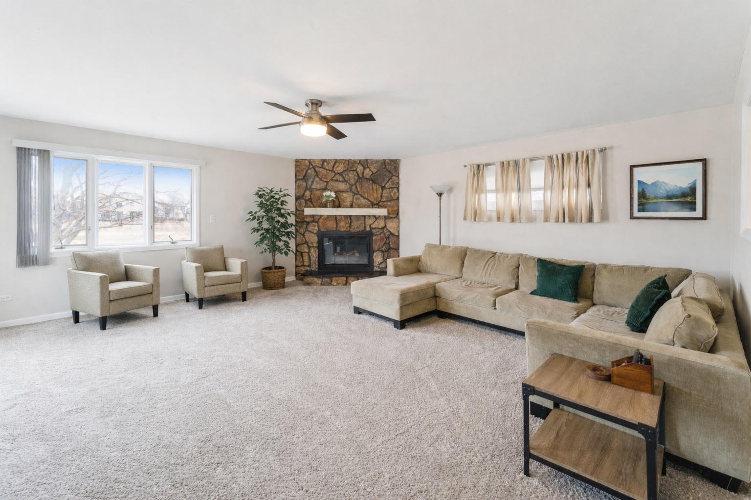 1520 Yorkshire Drive, Hanover Park, IL 60133