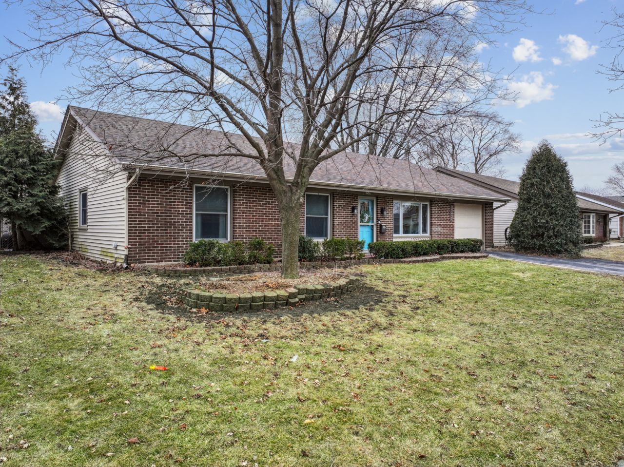 1520 Yorkshire Drive, Hanover Park, IL 60133