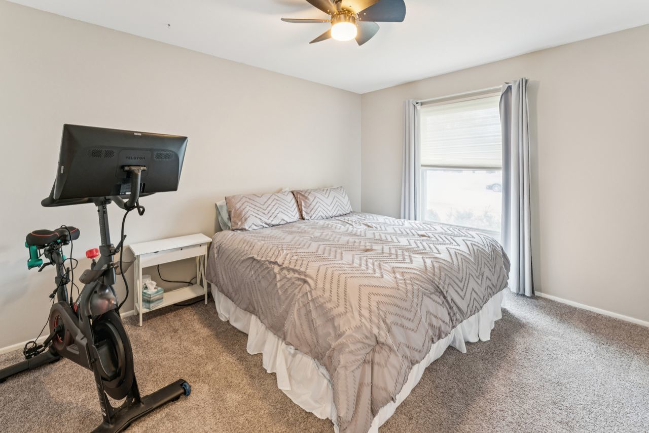 1520 Yorkshire Drive, Hanover Park, IL 60133