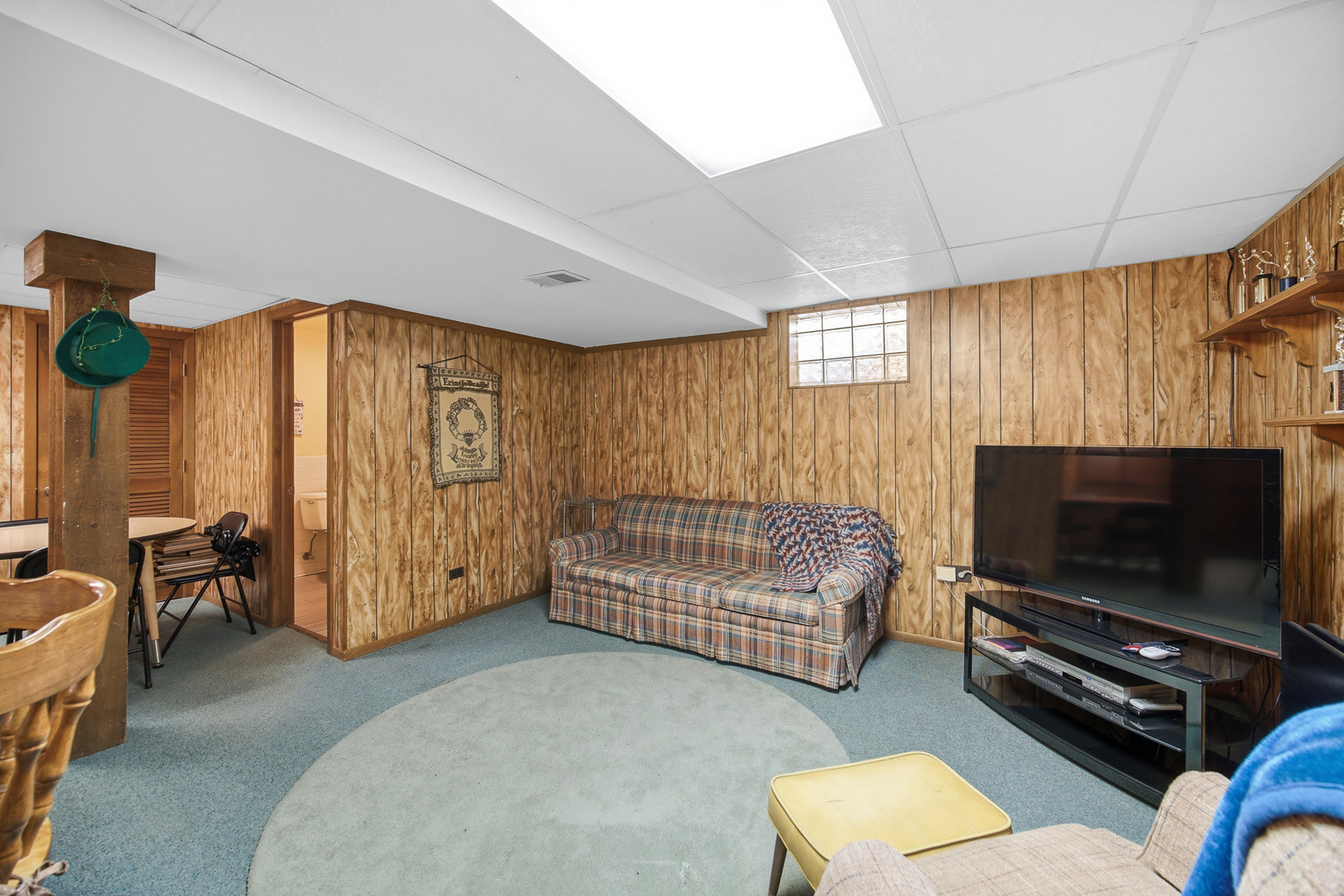 1750 Oxnard Drive, Downers Grove, IL 60516